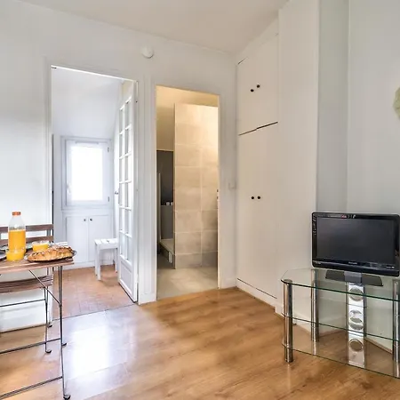 Apartamento New Parisian With View In The 11th Paris