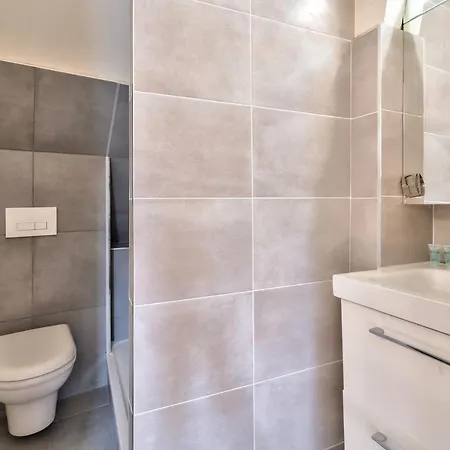 New Parisian With View In The 11th