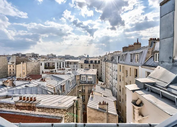 Apartment New Parisian With View In The 11th *